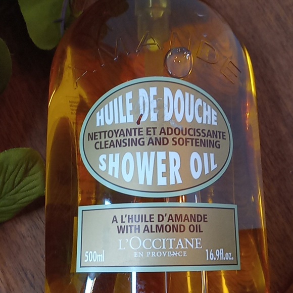 L'OCCITANE ALMOND SHOWER OIL 16.9 FL. OZ - Picture 5 of 8